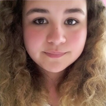 Aide ménagère à domicile, Vouzailles - Karine