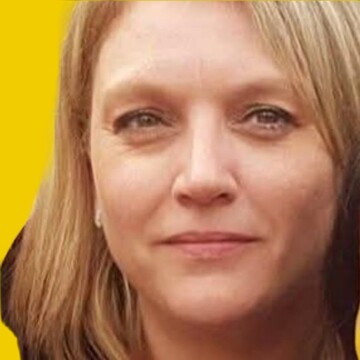 Aide ménagère à domicile, Caen - Helene