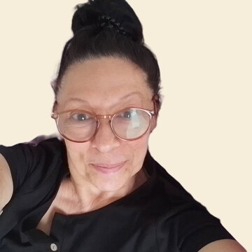 Aide ménagère à domicile, Fontvieille - Esmeralda