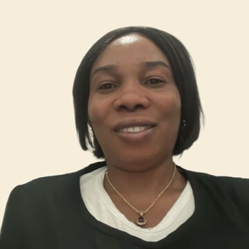 Aide ménagère à domicile, Taverny - Farah Linda