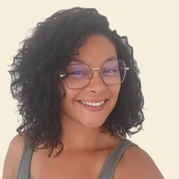 Esthéticienne à domicile, Décines-Charpieu - Julie