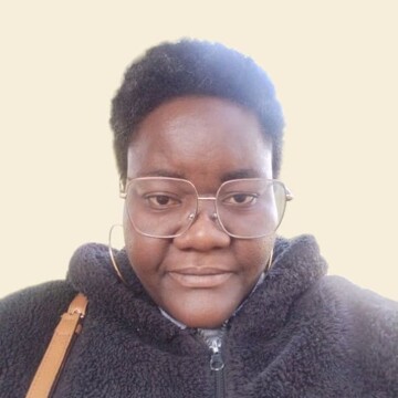 Aide ménagère à domicile, Saint-Cyr-au-Mont-d'Or - Madje Kayi