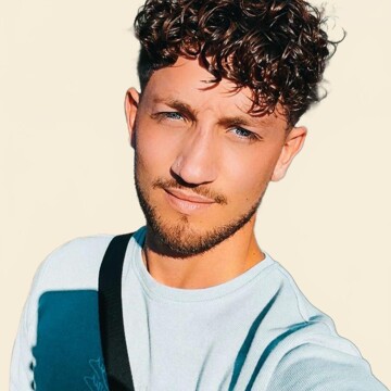 Aide ménagère à domicile, Agde - Enzo