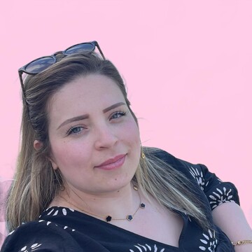 Nounou & Aide ménagère à domicile, Bagneux (Hauts-de-Seine) - Flora