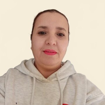 Aide ménagère à domicile, Avignon - Khadija