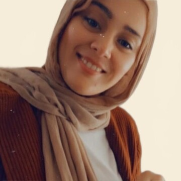 Aide ménagère à domicile, Rouen - Hanane