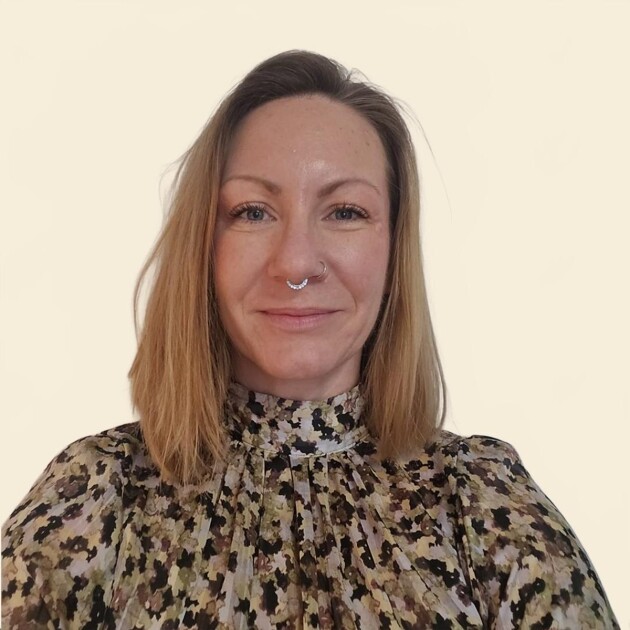 Femme de ménage Châteaubernard - Claire Hu - Aide ménagère à domicile