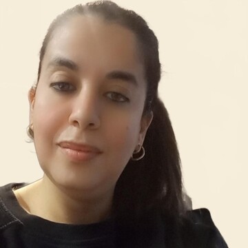 Nounou & Aide ménagère à domicile, Paris 20e Arrondissement - Dahia