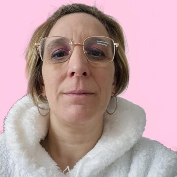 Aide ménagère à domicile, Fréjus - Virginie