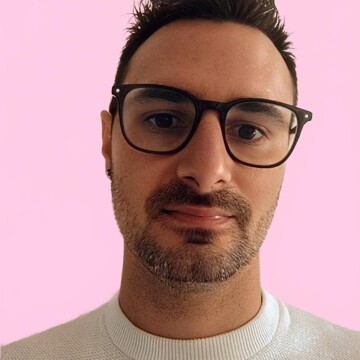 Aide ménagère à domicile, Bernard - Alexis