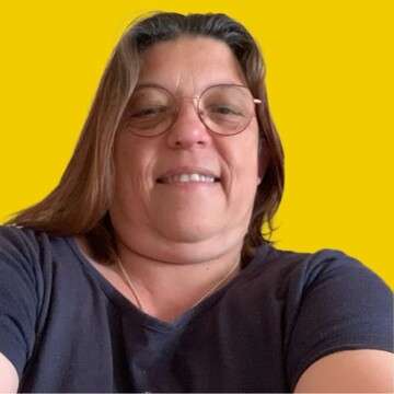 Aide ménagère à domicile, Neuville-de-Poitou - Hélène