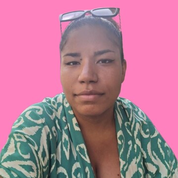 Aide ménagère à domicile, Nice - Aline